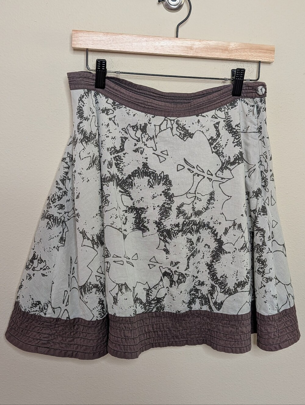 Mavi Gray Abstract Floral A-Line Skirt Size Small
